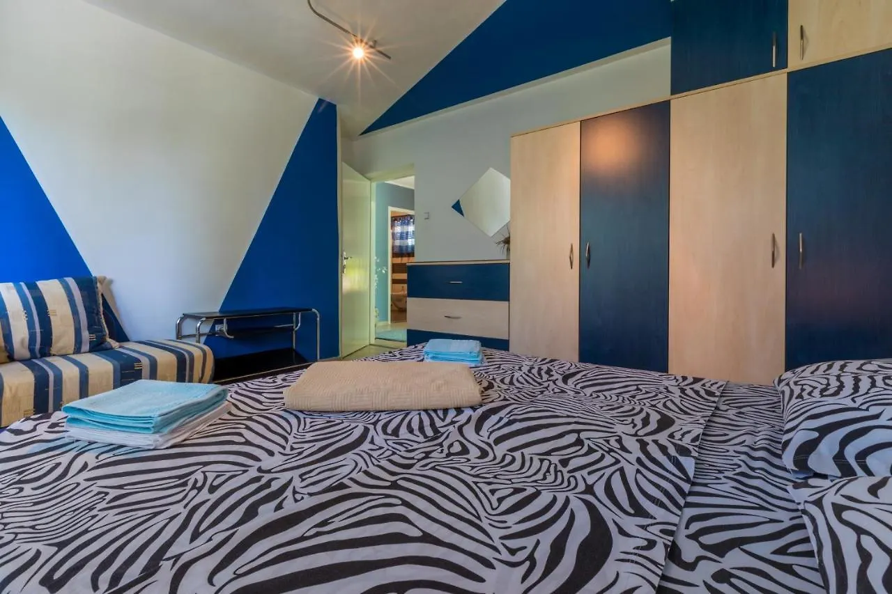 Apartment In Dramalj 41382